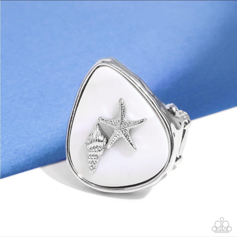 Seashell ring